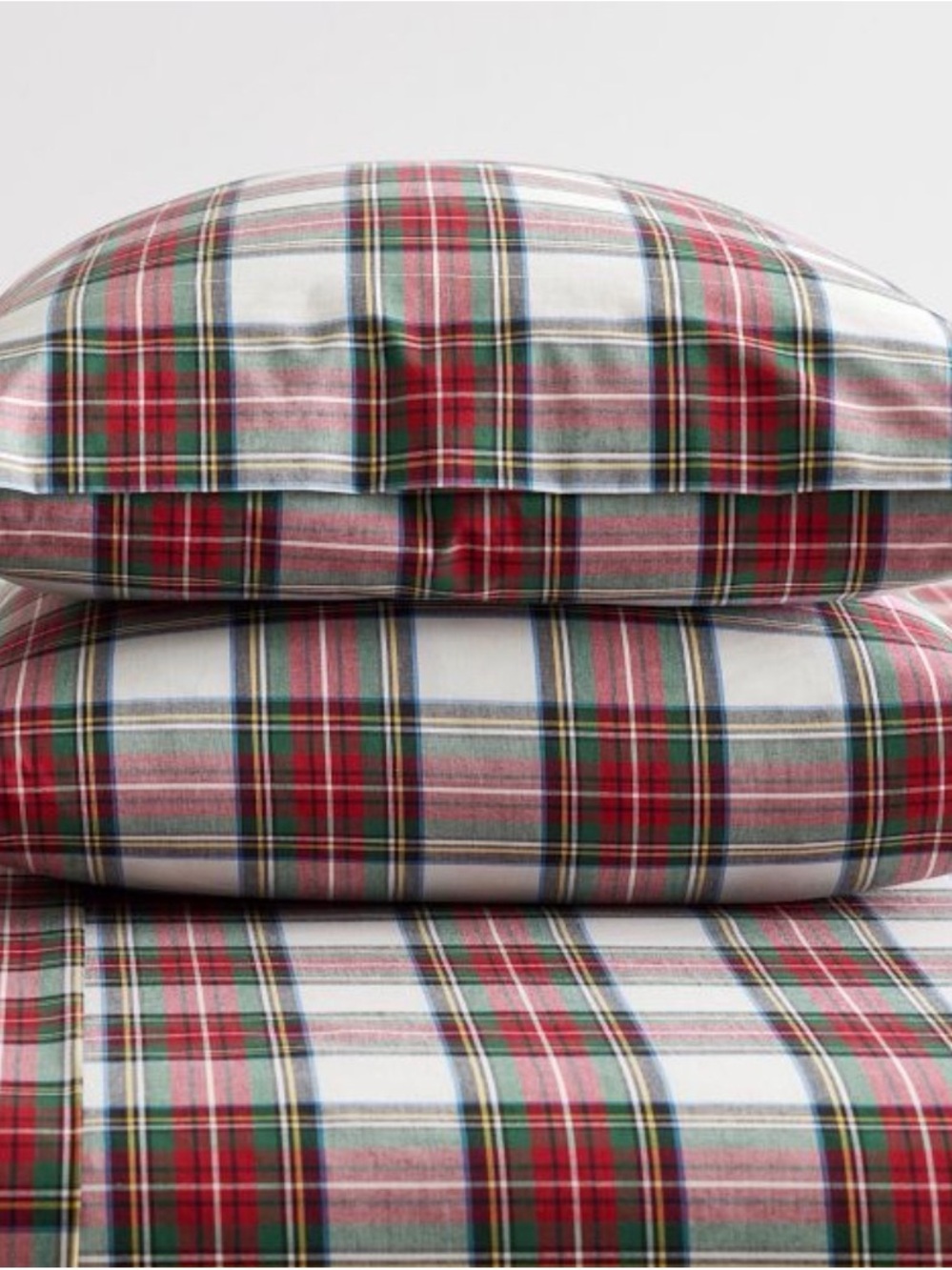 Pottery Barn Stewart Plaid Percale Standard Set of Pillowcases